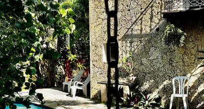 Manaya Bed & Breakfast