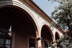 Fachada de la propiedad