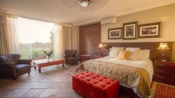 Kamar Eksekutif | Seprai premium, brankas, dan didekorasi berbeda-beda