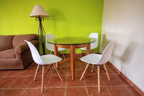Comfort Room, 1 Bedroom | Living room | Flat-screen TV - Punto di Oro Residences (Oranjestad)