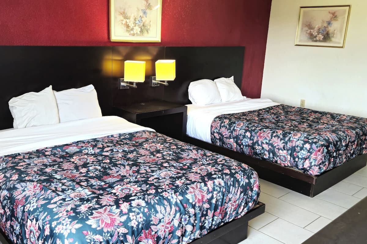 1 chambre, bureau, fer et planche à repasser, Wi-Fi gratuit