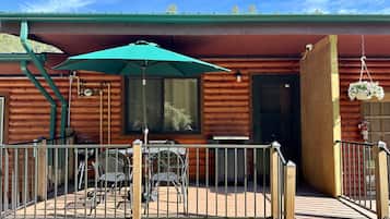 Chambre Deluxe, 2 grands lits, hypoallergénique | Terrasse/Patio