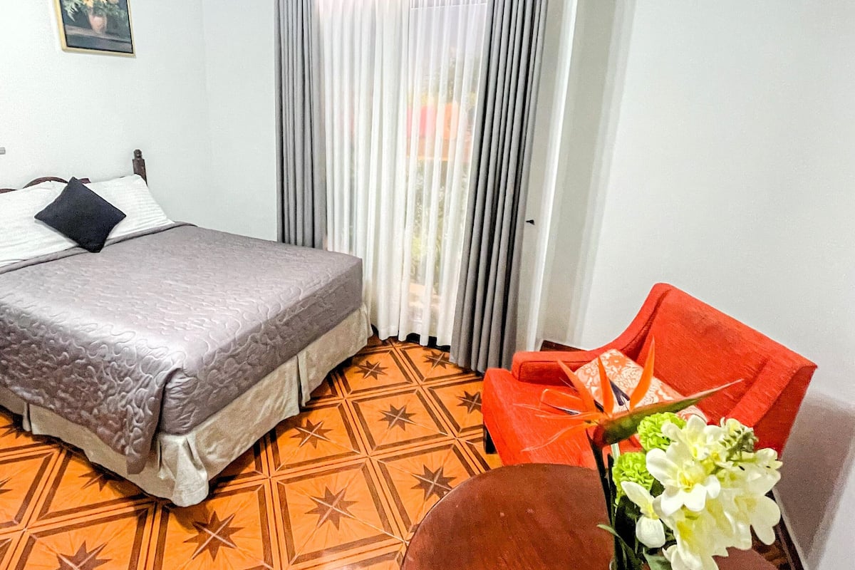 Habitacion Sencilla Sin Balcon | In-room safe, free WiFi, bed sheets