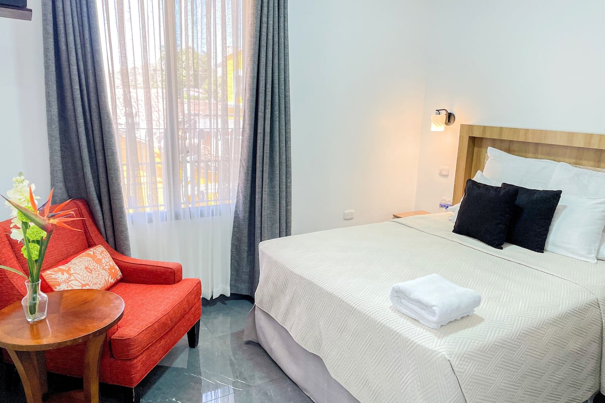 habitacion sencilla ejecutiva | in-room safe, free wifi, bed sheets