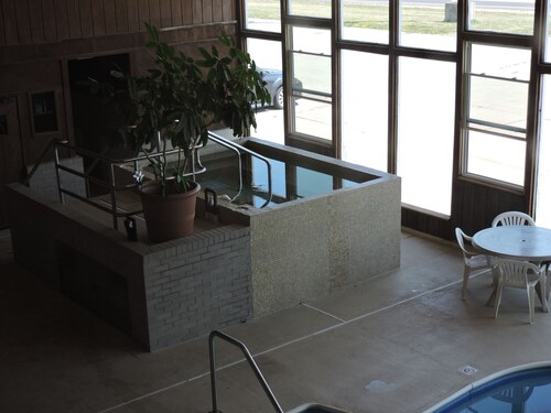 Indian Hills Inn & RV Park