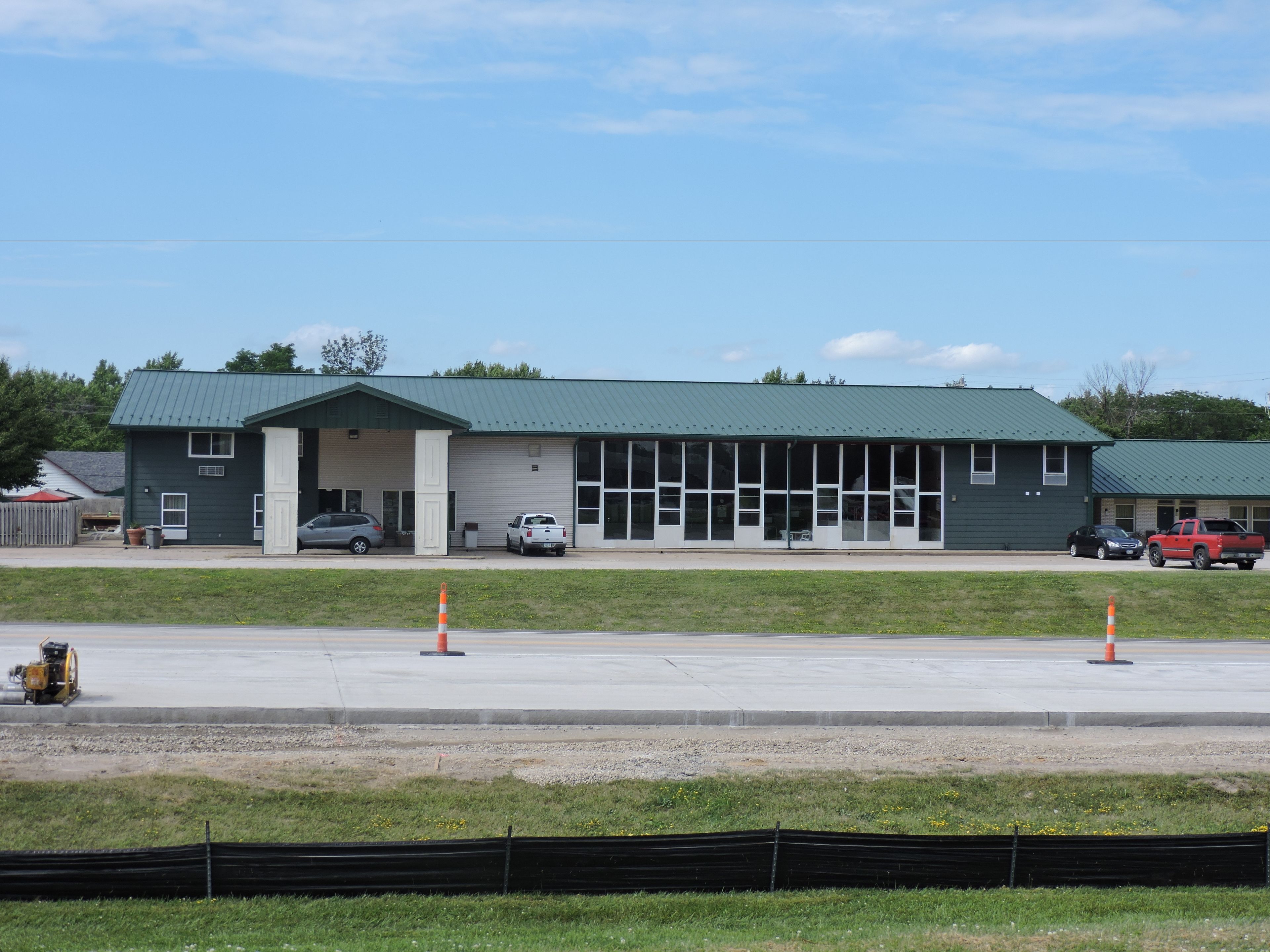 ด้านหน้าที่พัก