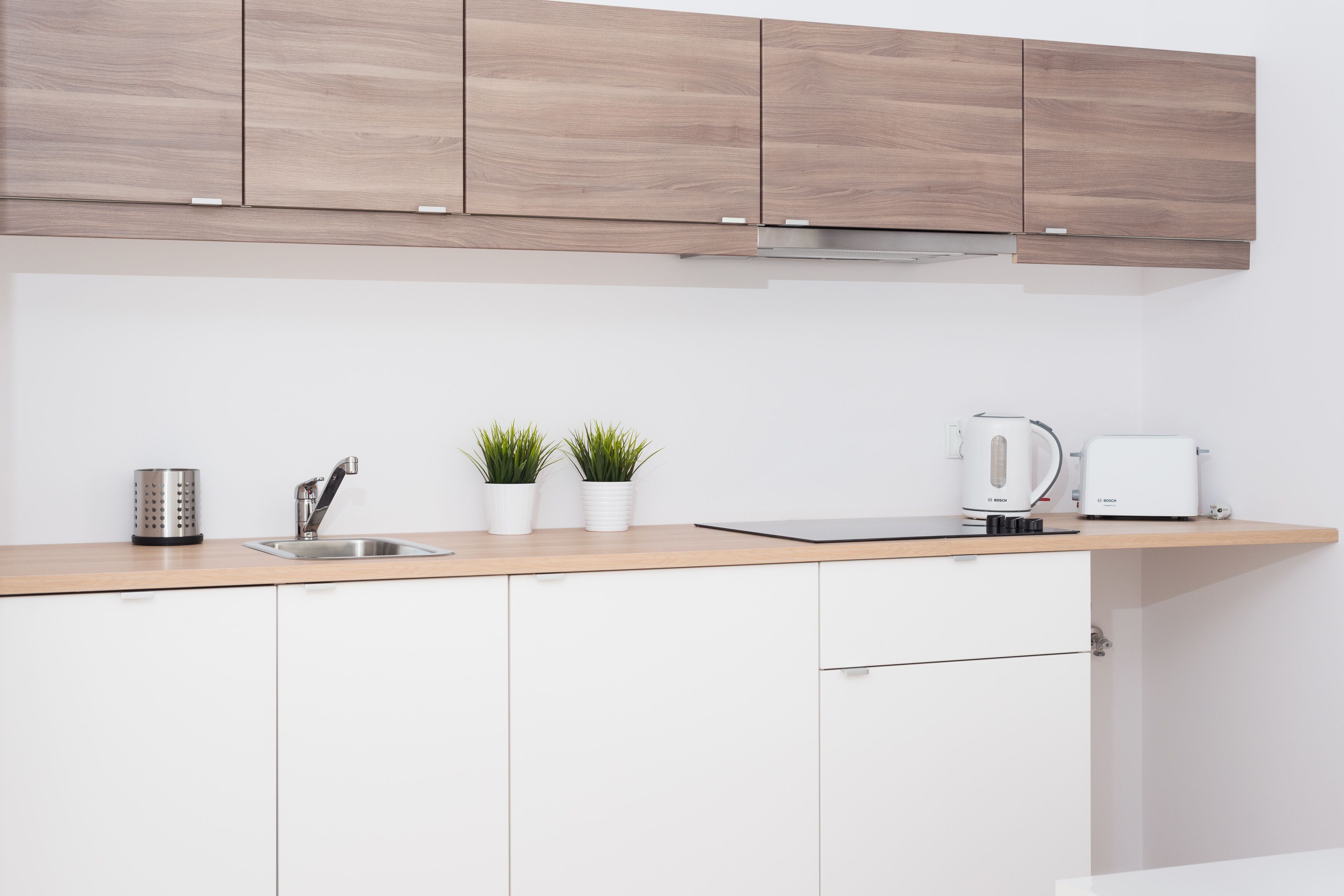 开间 | 私人简易厨房 | 冰箱、微波炉、烤箱、炉灶