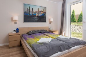 Huoneisto, 1 makuuhuone, puutarha-alue | 2 makuuhuonetta, silitysrauta/-lauta, vauvansängyt, lisävuoteet