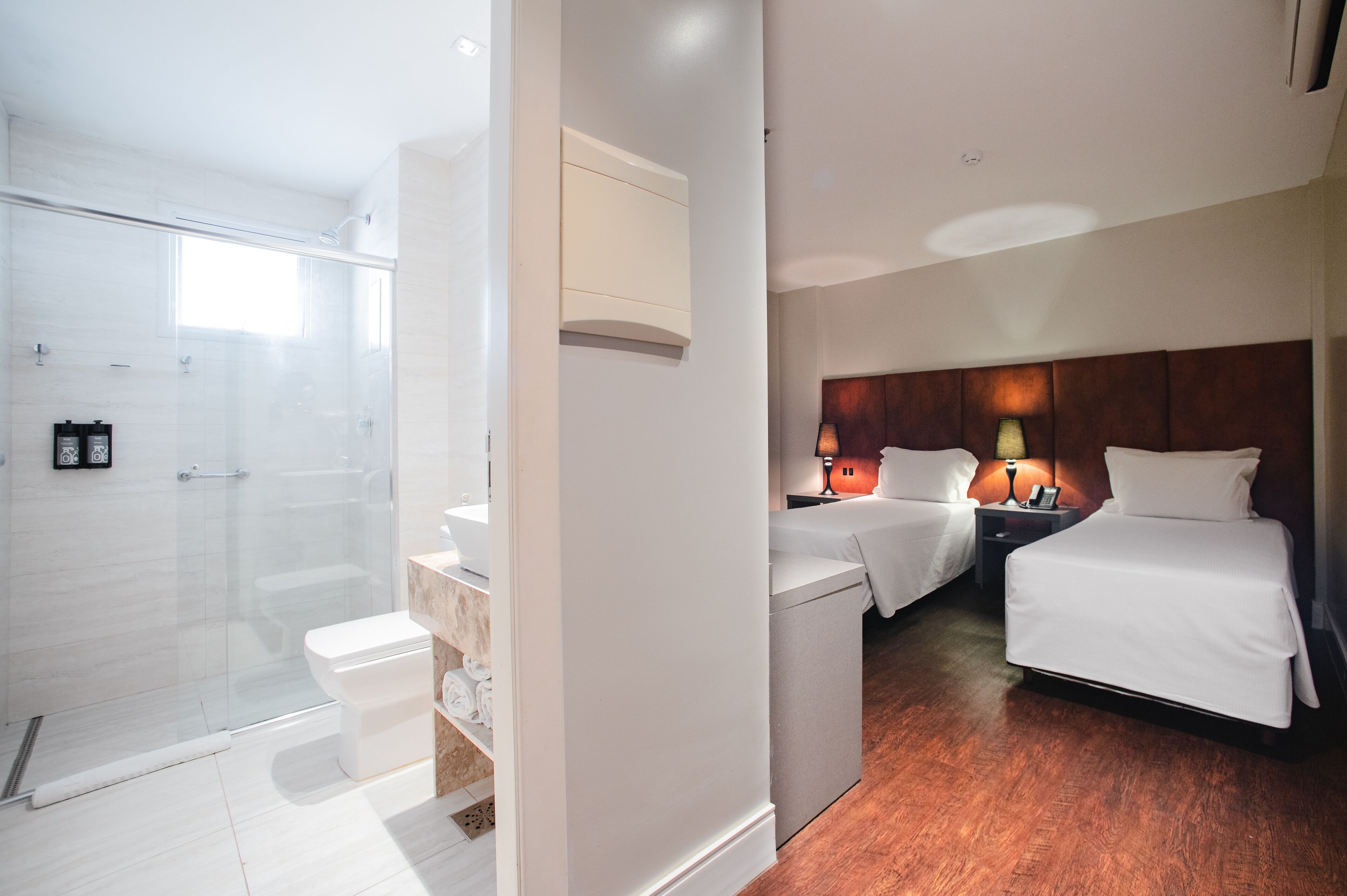 superior twin room, multiple beds | room amenity
