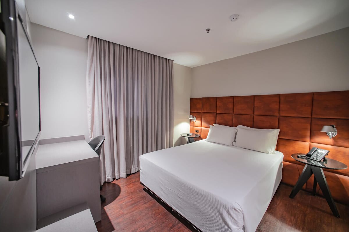 1 dormitorio, caja fuerte, escritorio y wifi gratis