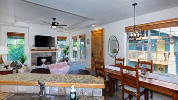 Townhome | Fox Point At Redstone E12 | Living area | Flat-screen TV, fireplace