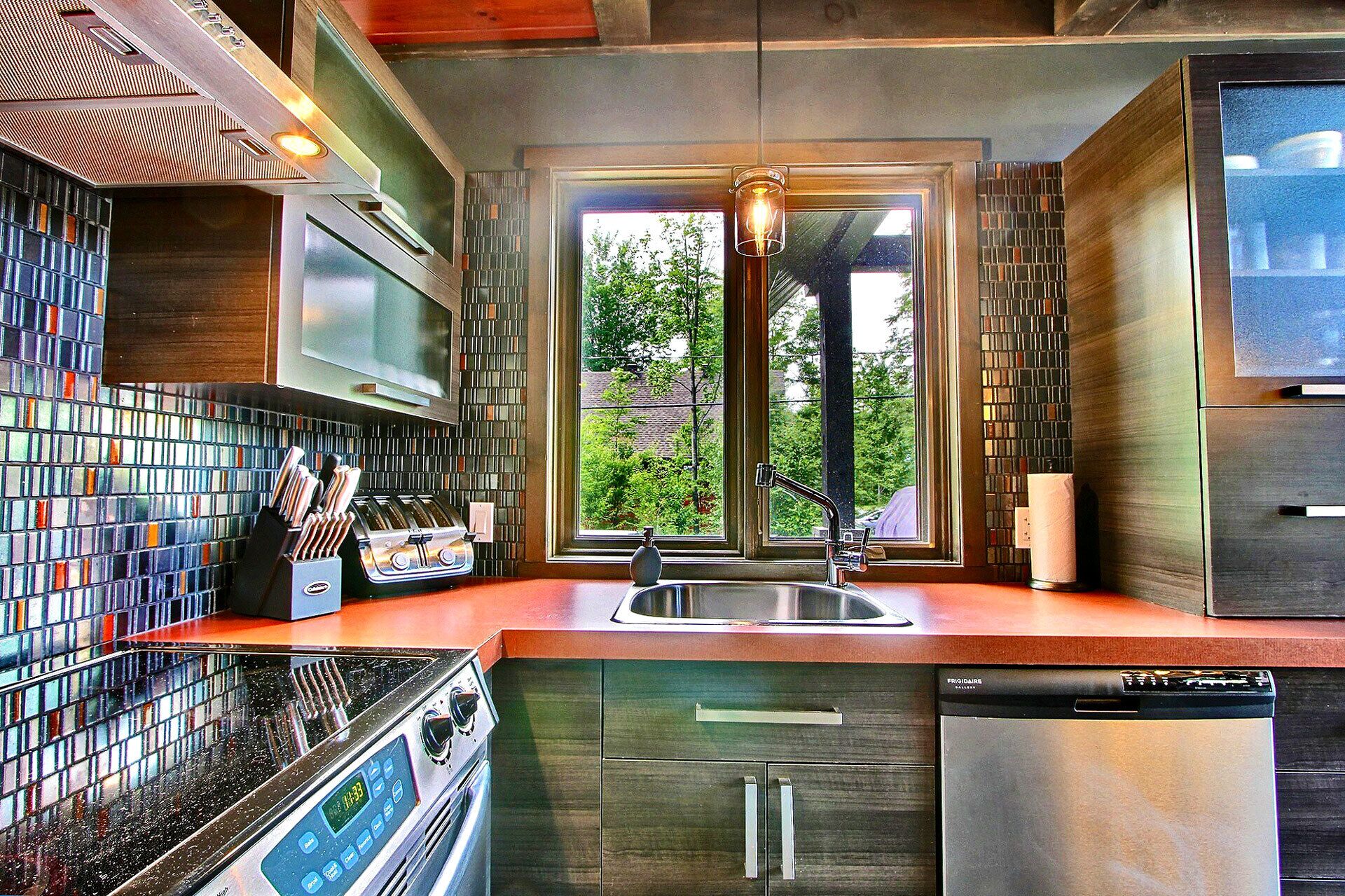 chalet, 2 bedrooms, 2 bathrooms | private kitchen | fridge, coffee/tea maker