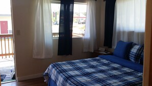 Classic Room, 1 Queen Bed - The New Terrace Hotel (Coos Bay)