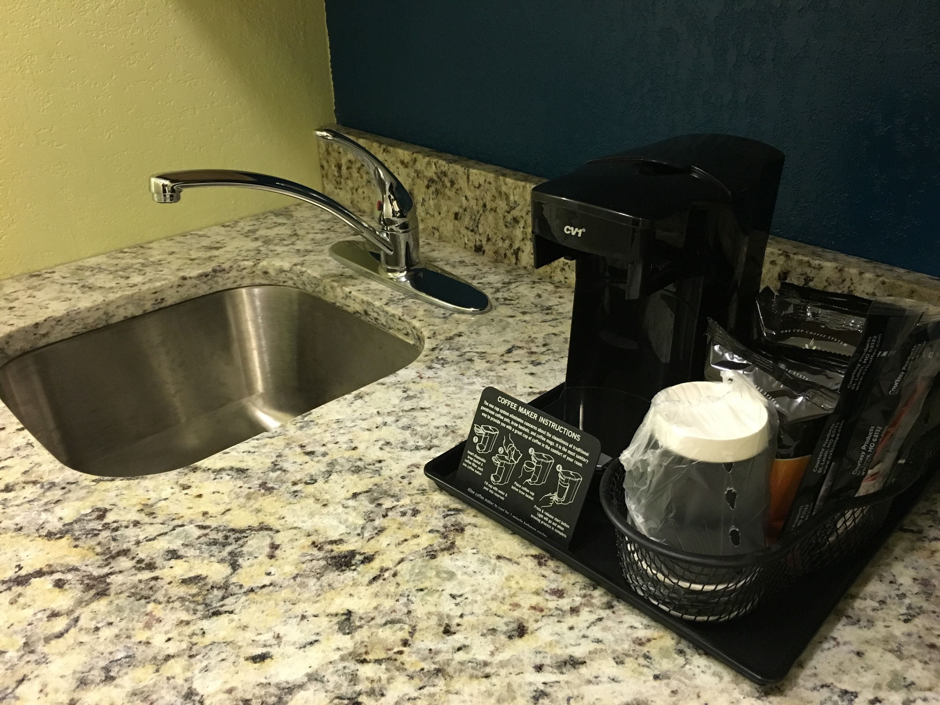 family studio, 2 queen beds, kitchenette, bay view | private kitchen | fridge, microwave, coffee/tea maker