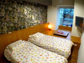 Deluxe Twin Room, 2 Single Beds, Ensuite, Tower - Formosa101 - Hostel (Taipei)