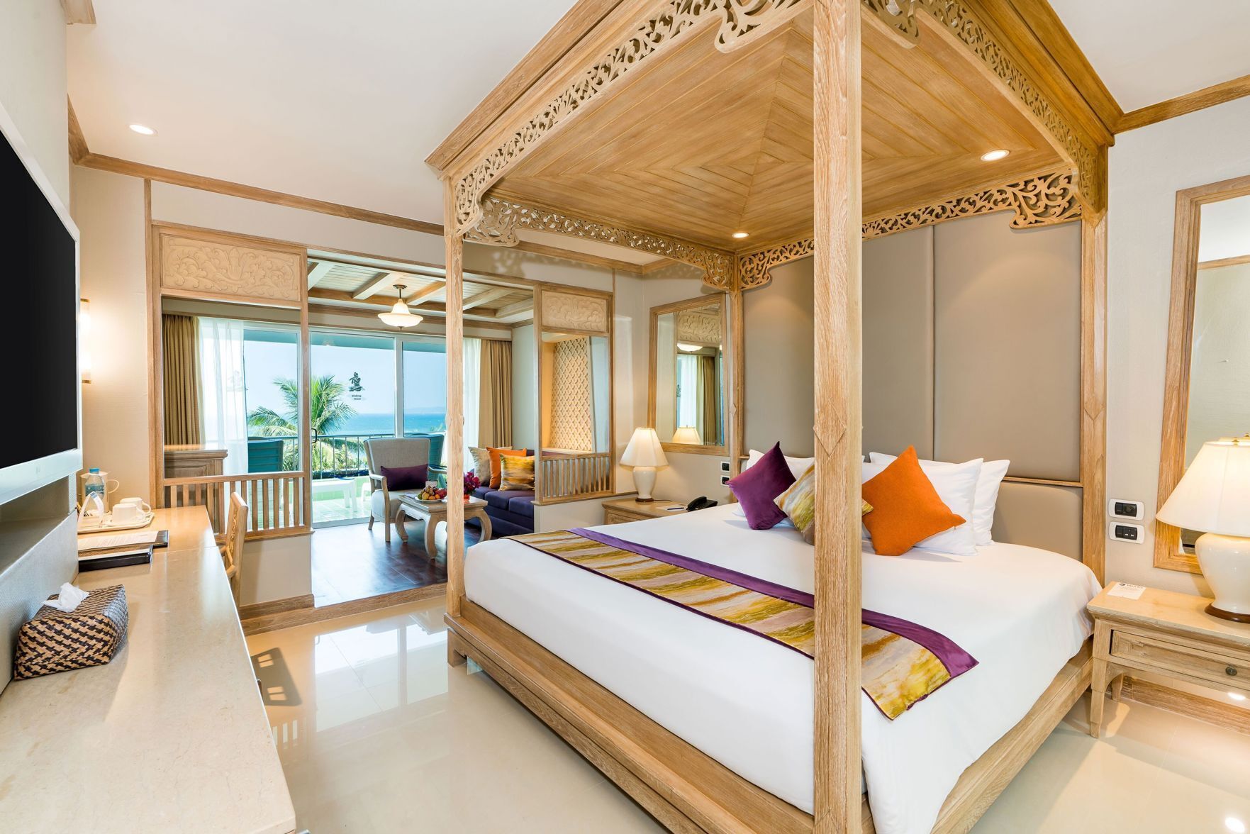 Premium bedding, minibar, in-room safe, desk