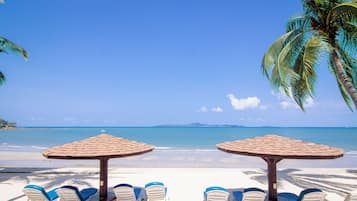 Private beach, sun-loungers, beach umbrellas, beach towels