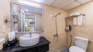 Standard Room, 1 Bedroom, No Windows, Ground Floor | Bathroom | Free toiletries, hair dryer, bathrobes, slippers