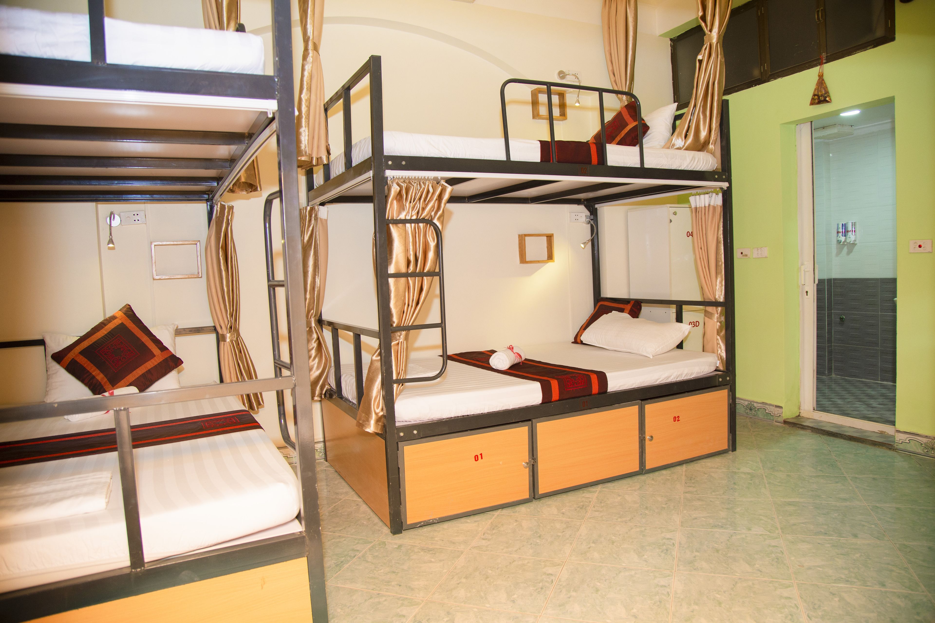 shared dormitory, mixed dorm | minibar, in-room safe, desk, soundproofing
