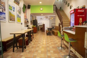 Interior entrance - Hanoi City Backpackers Hostel (Hanoi)