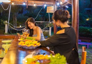 Poolside bar