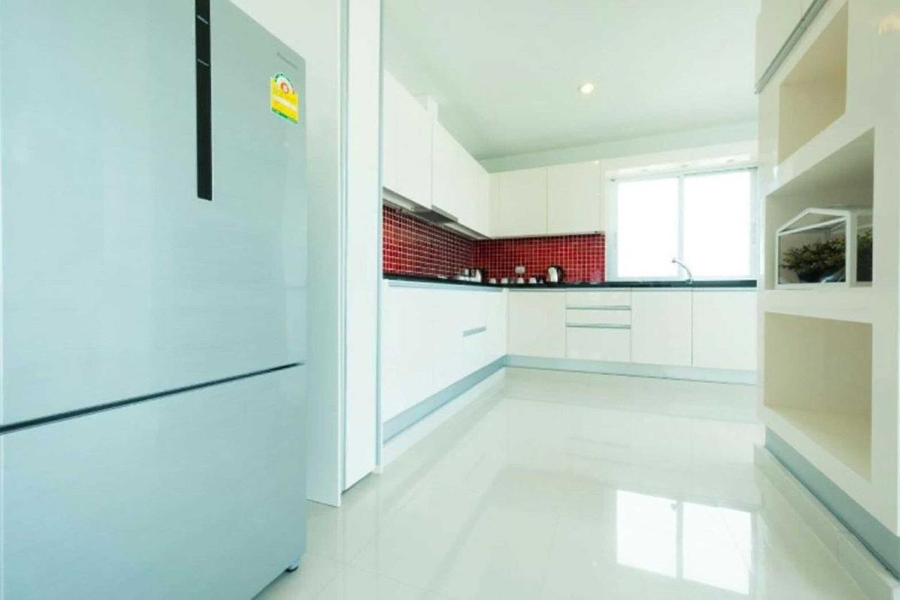 Photo - Sunday Beachfront View Jomtien Pattaya