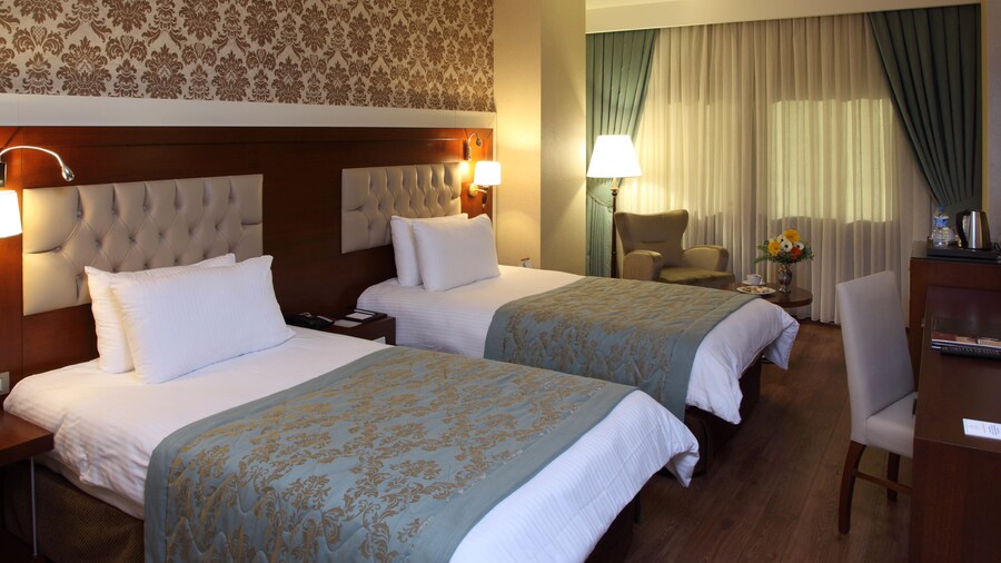 Otel Senbayrak City