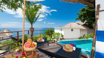 P1 Studio Pool Villa with Sea View | Outdoor pool