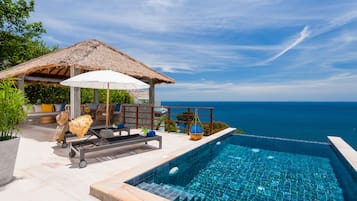 C16 Two-Bedroom Pool Villa with Seaview | ลานระเบียง/นอกชาน