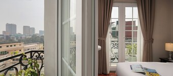 Sunline Hotel