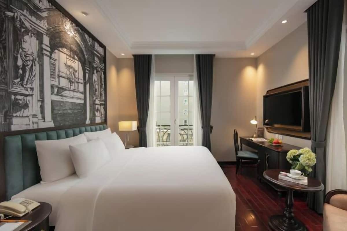 1 kamar tidur, seprai premium, minibar, dan brankas