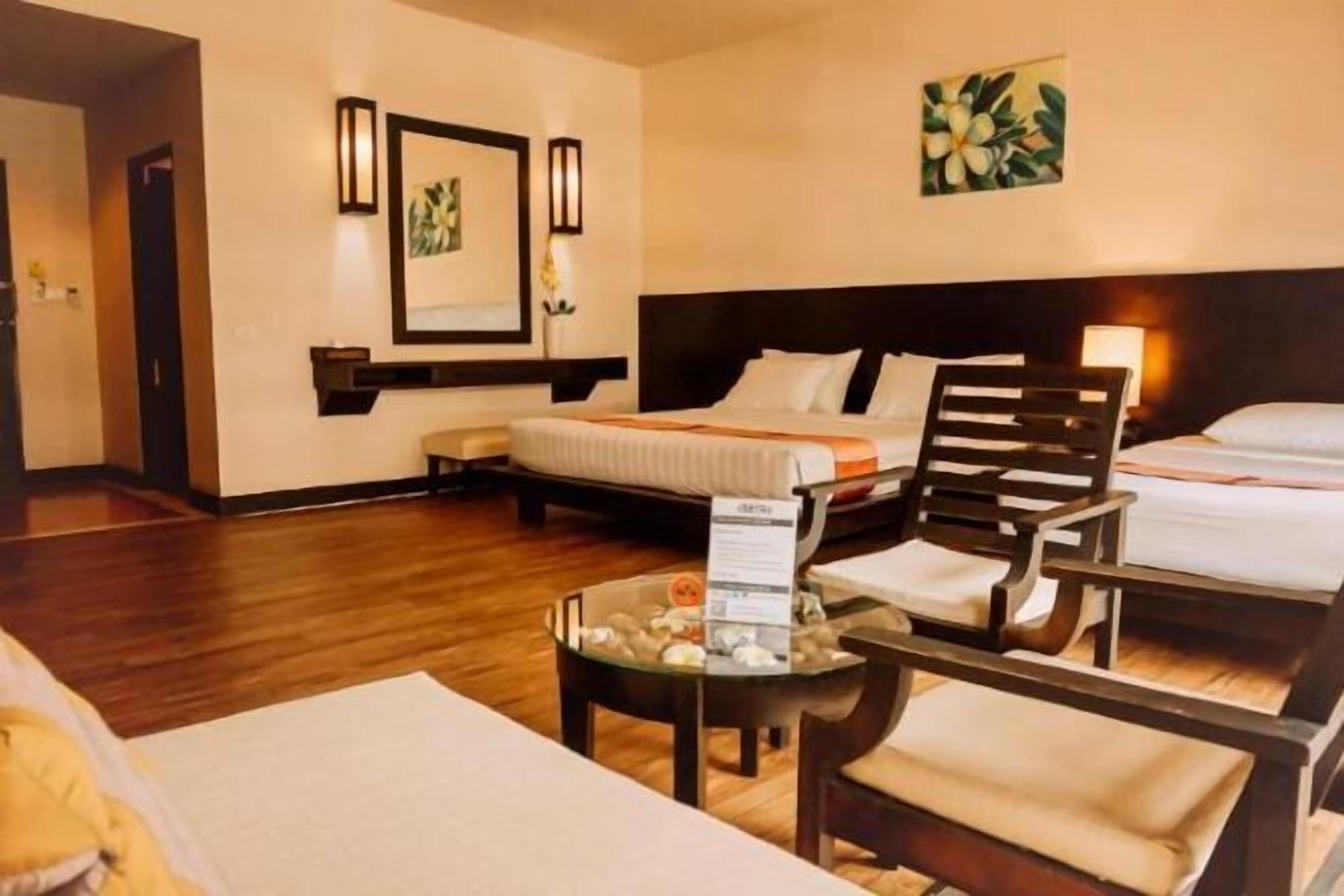 In-room safe, desk, blackout drapes, free WiFi