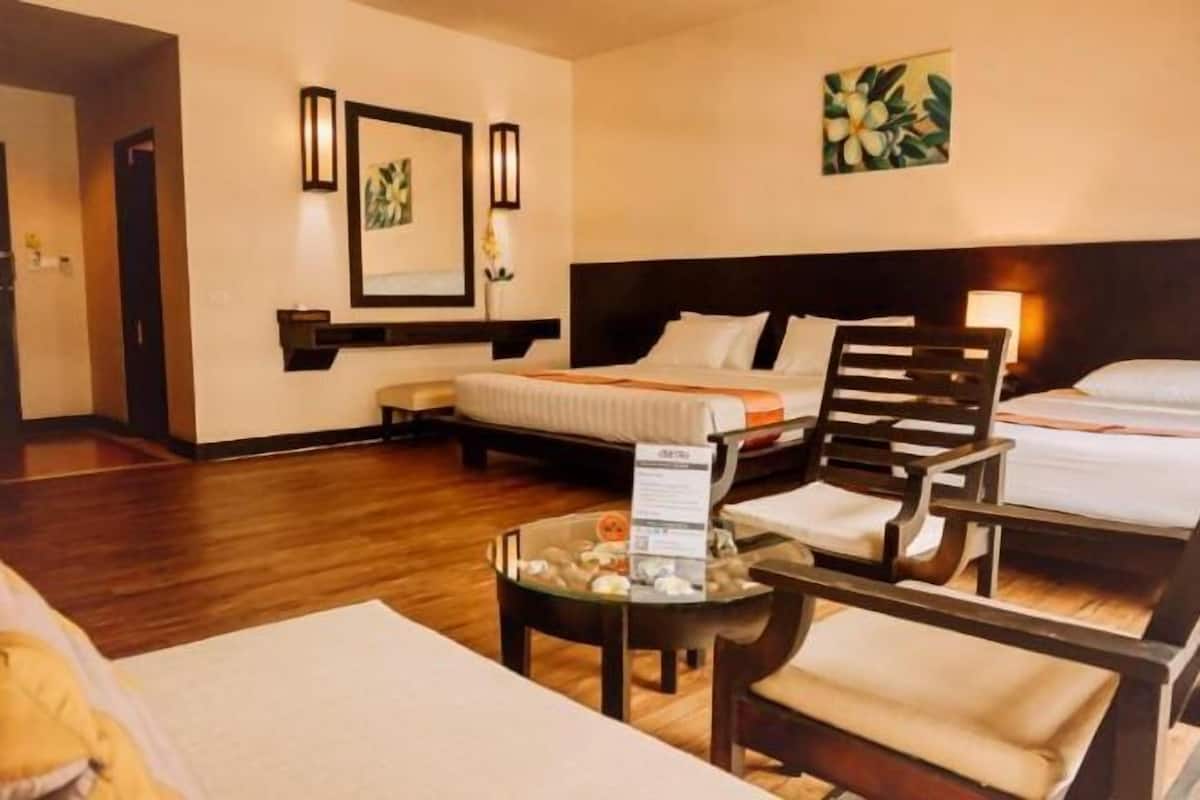 In-room safe, desk, blackout drapes, free WiFi