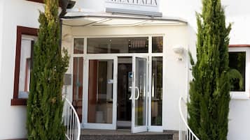 Majoituspaikan julkisivu