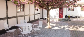 Landet Bed and Breakfast