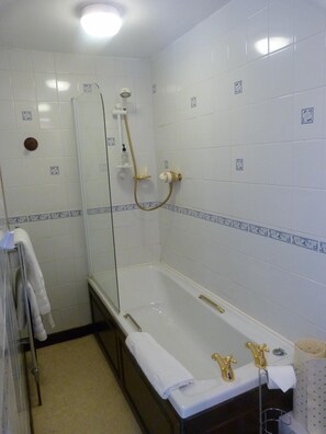 Bathroom - Cameley Lodge (Bristol)