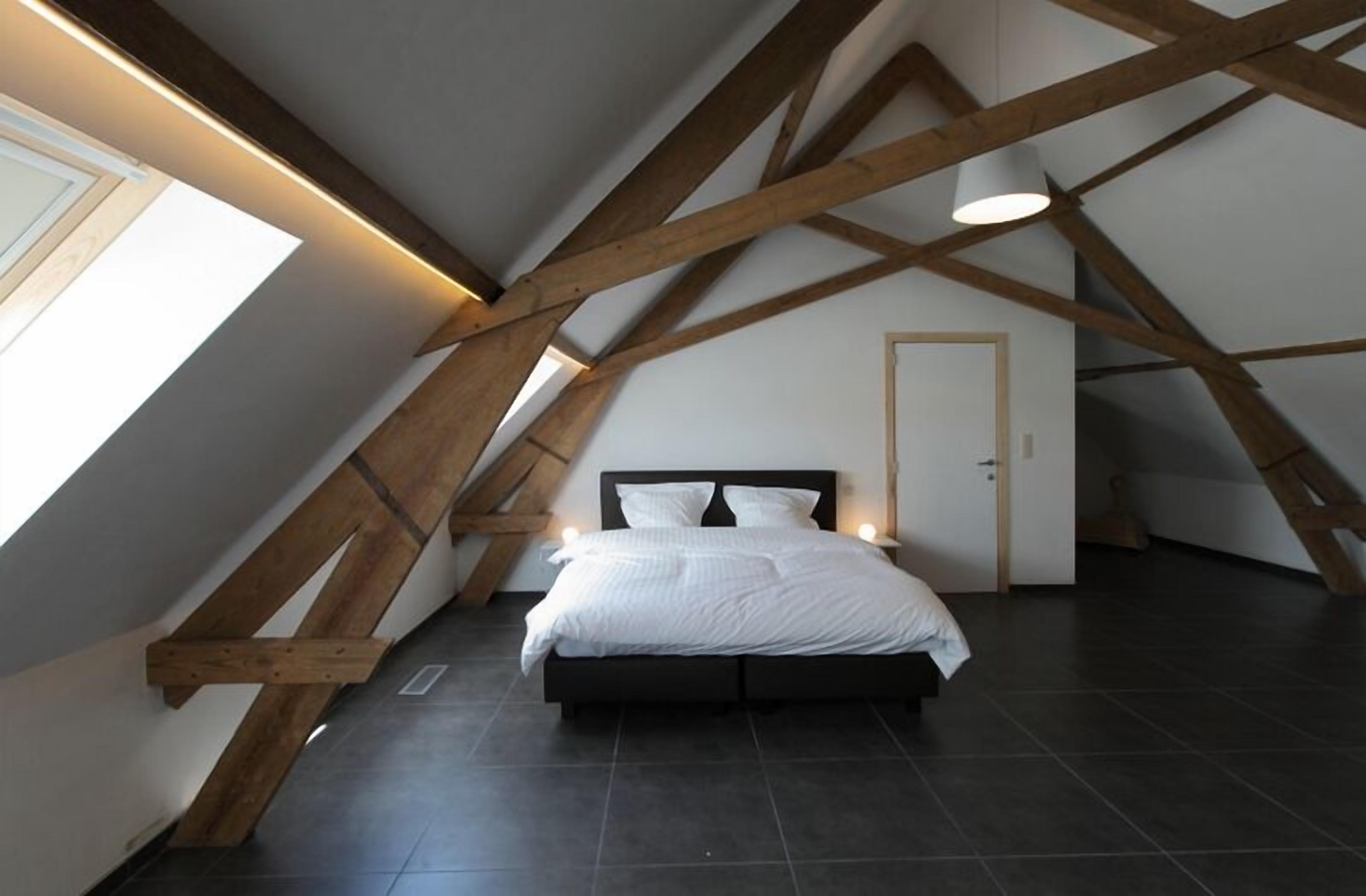 Desk, iron/ironing board, free WiFi