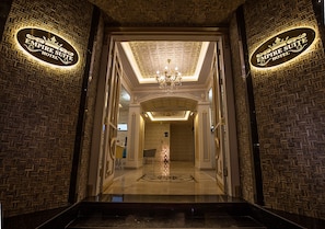 Property entrance - Empire Suite Hotel (Istanbul)