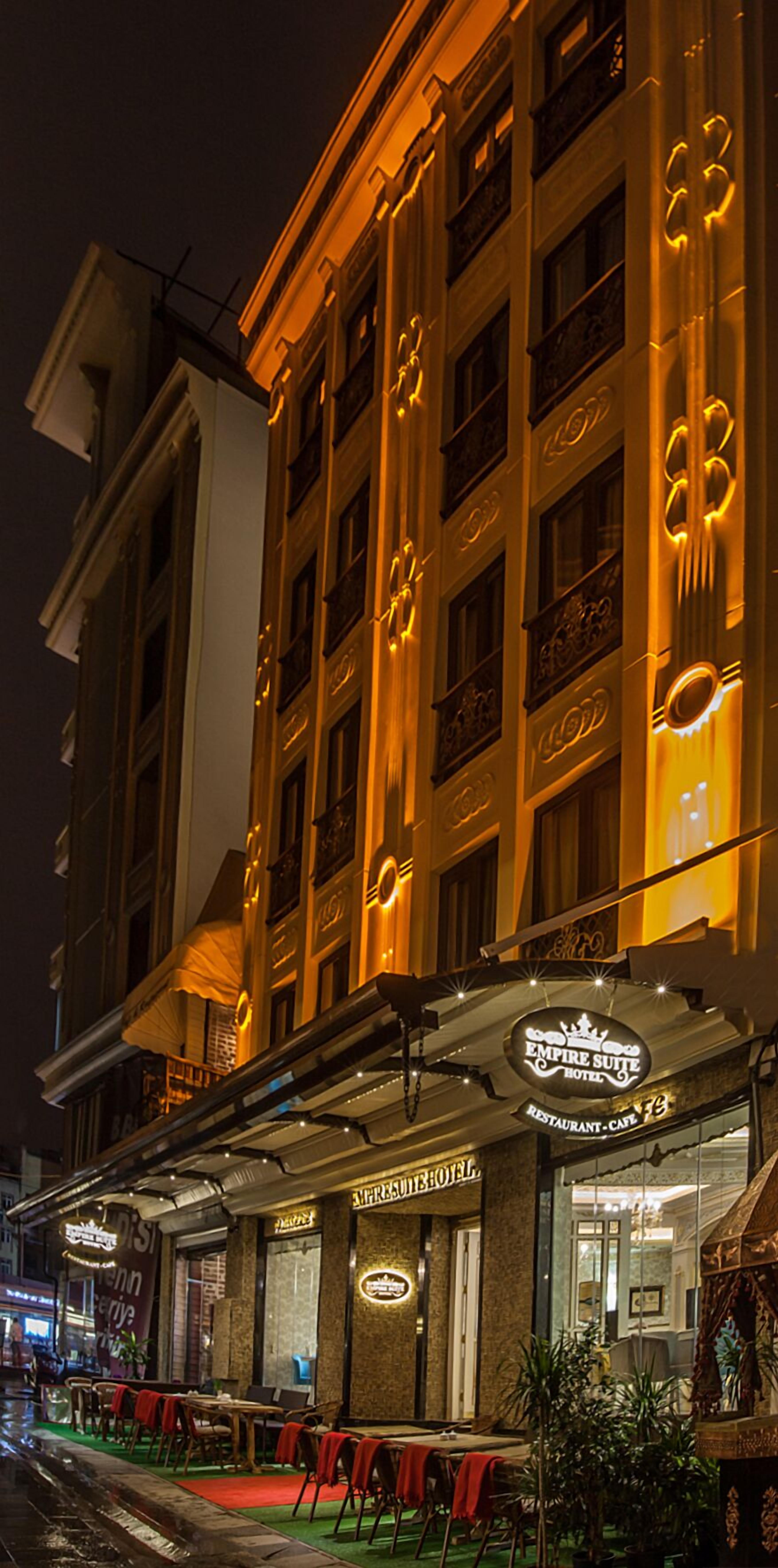 Façade de l’hébergement - soirée/nuit