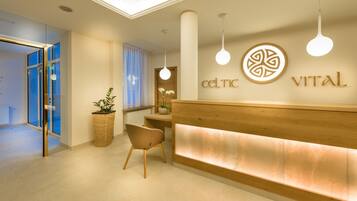 Sauna, baño de vapor, aguas termales y tratamientos corporales