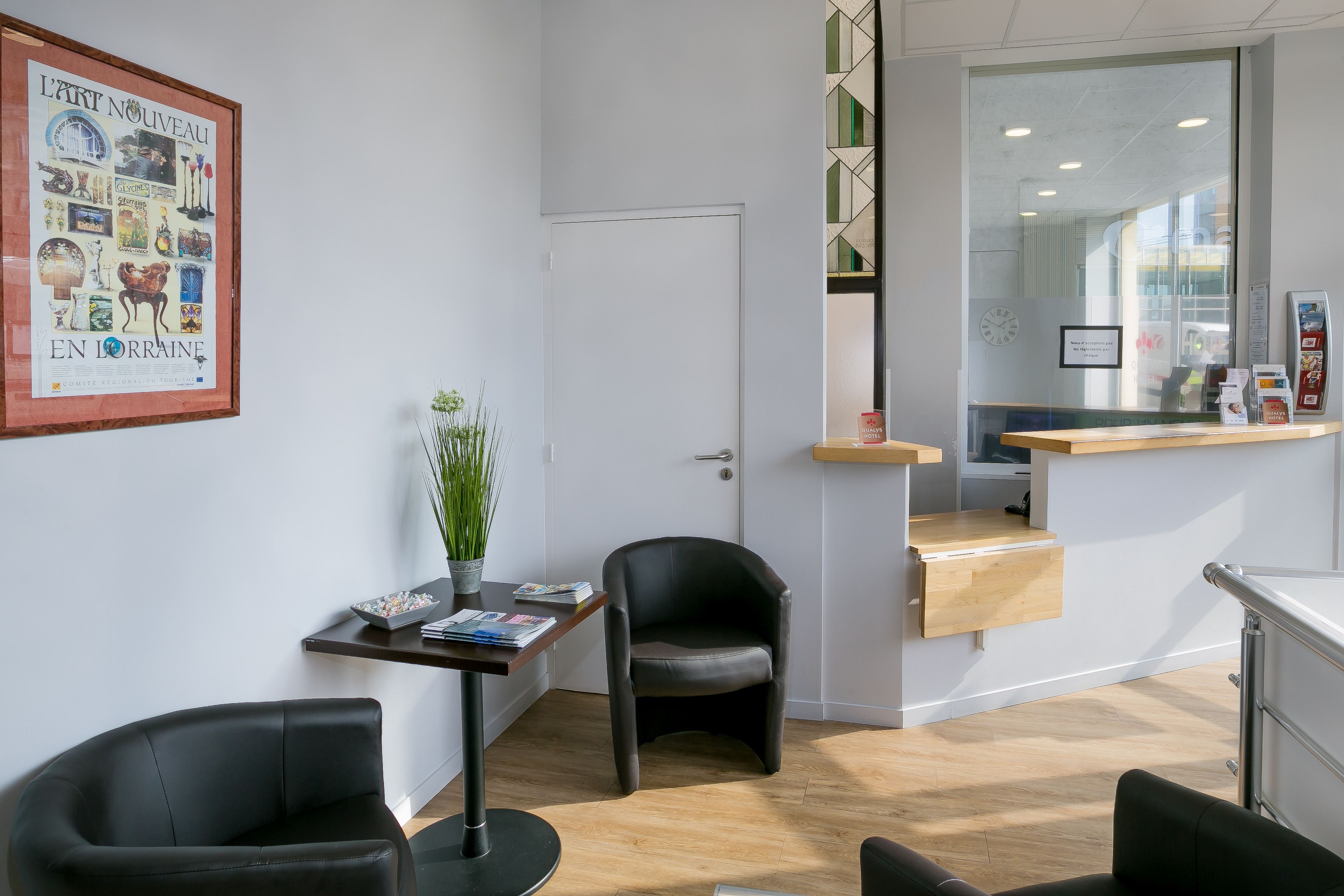 Photo - Hotel Foch Nancy Gare