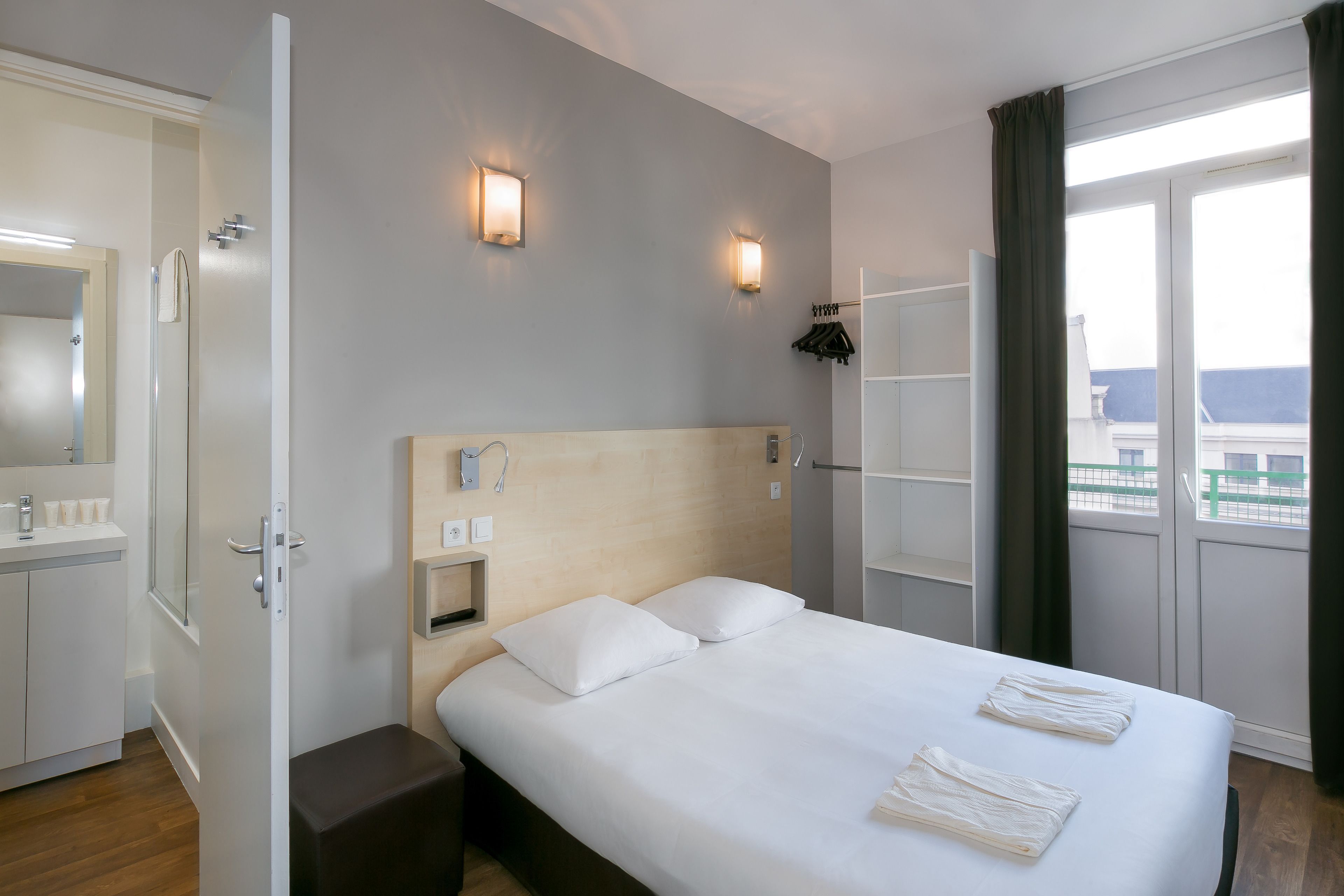 Photo - Hotel Foch Nancy Gare