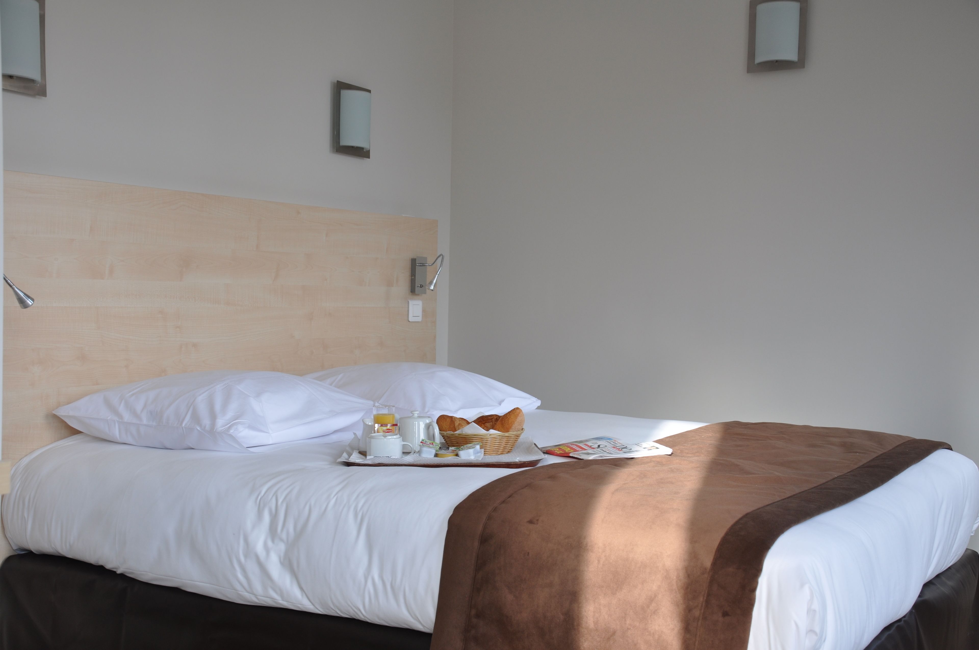 Photo - Hotel Foch Nancy Gare