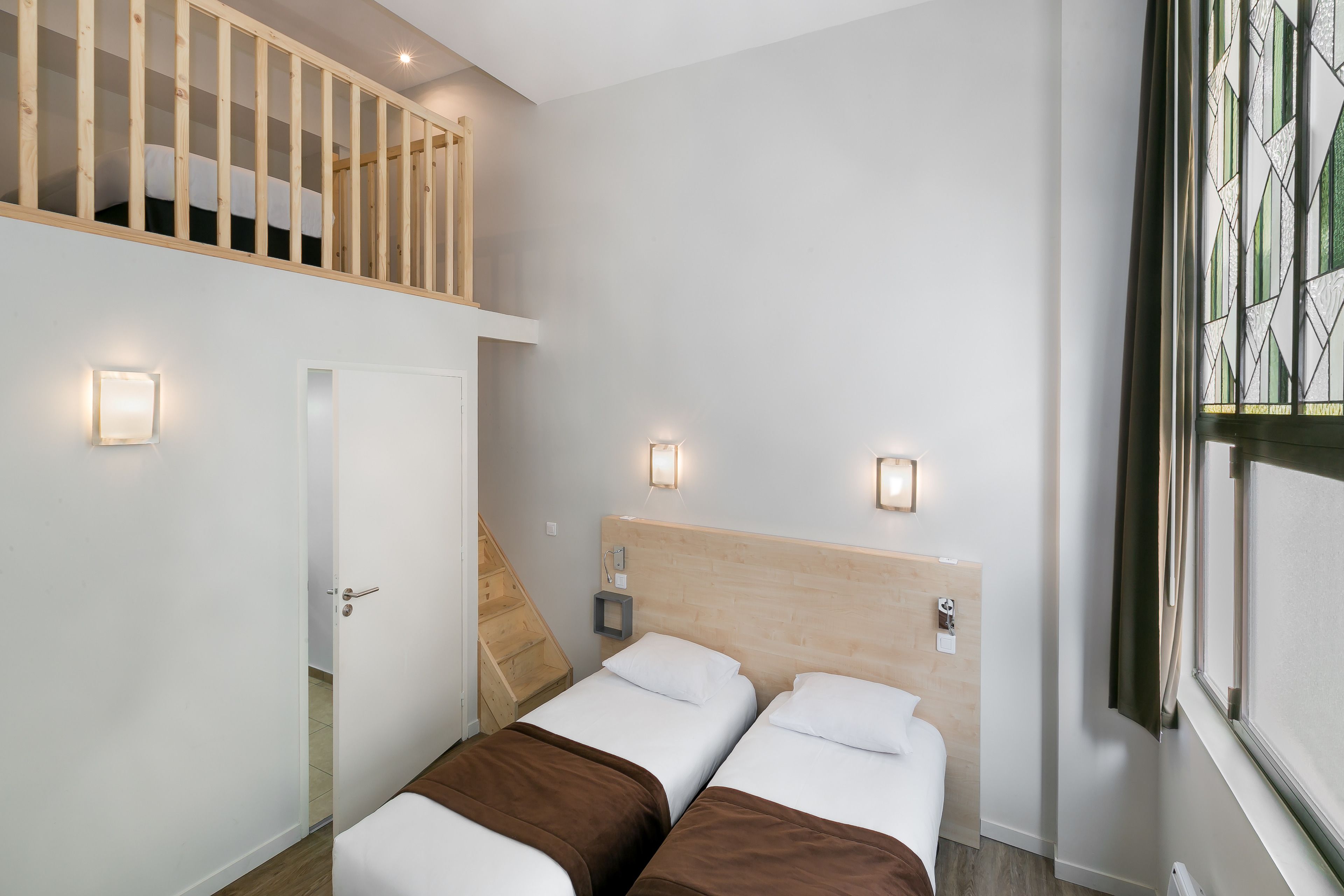 Photo - Hotel Foch Nancy Gare