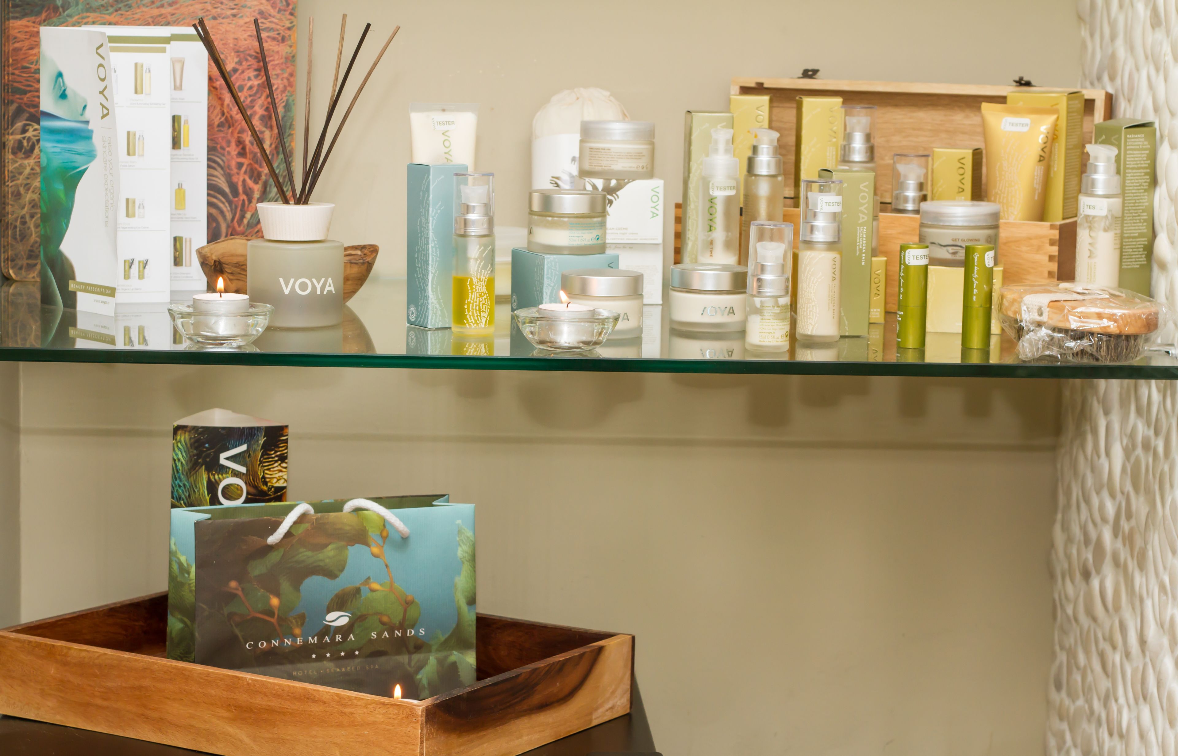 couples treatment room(s), hot tub, steam room, body treatments