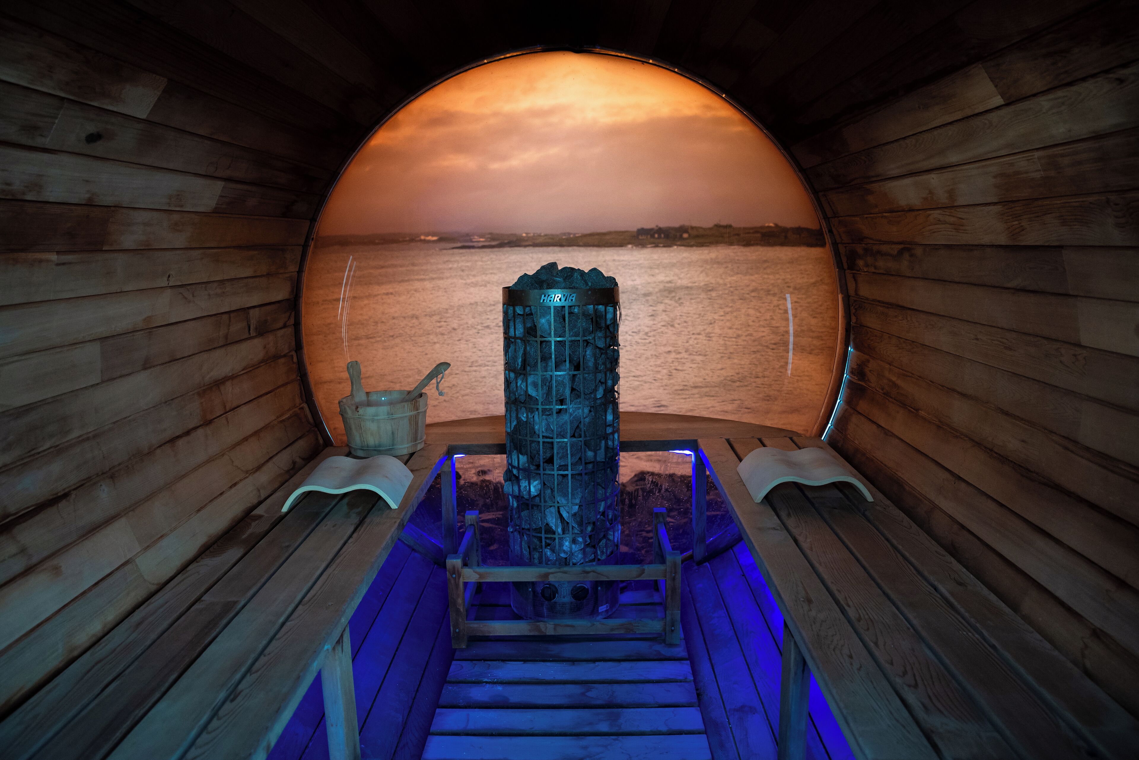 couples treatment room(s), hot tub, steam room, body treatments