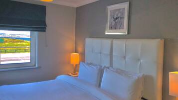 Superior Suite, 2 Bedrooms, Terrace, Bay View