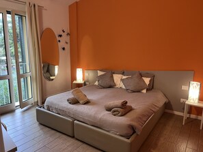 Frette Italian sheets, premium bedding, down comforters - Vele Storiche Pisane  (Pisa)