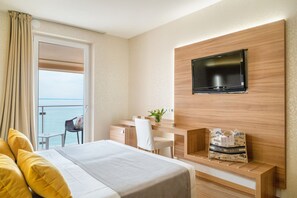 Habitación Deluxe doble | Minibar, caja fuerte, cortinas opacas y sistema de insonorización