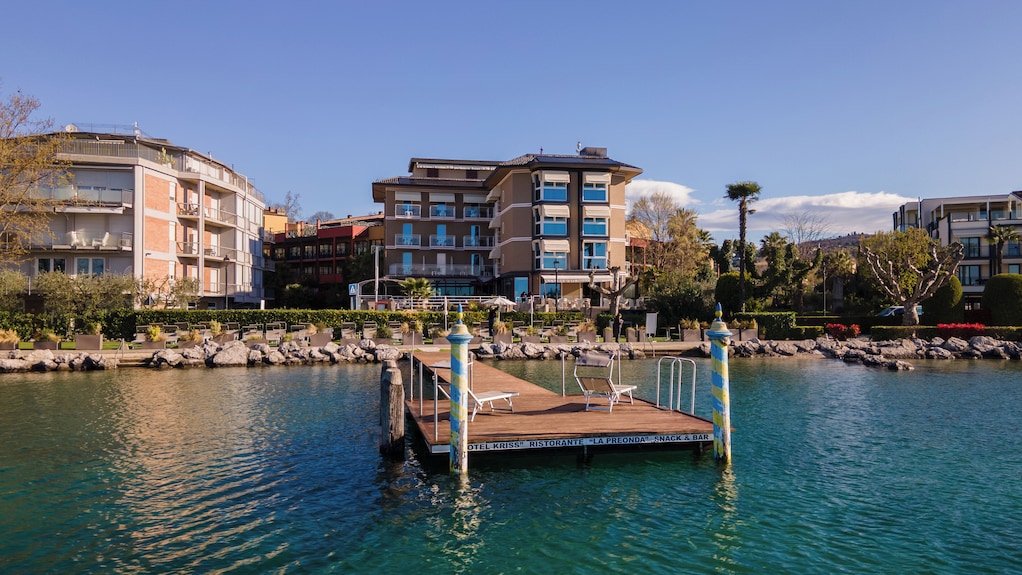 Bardolino’s Lakeside Bliss: A Guide to the Best Hotels and Wellness Retreats
